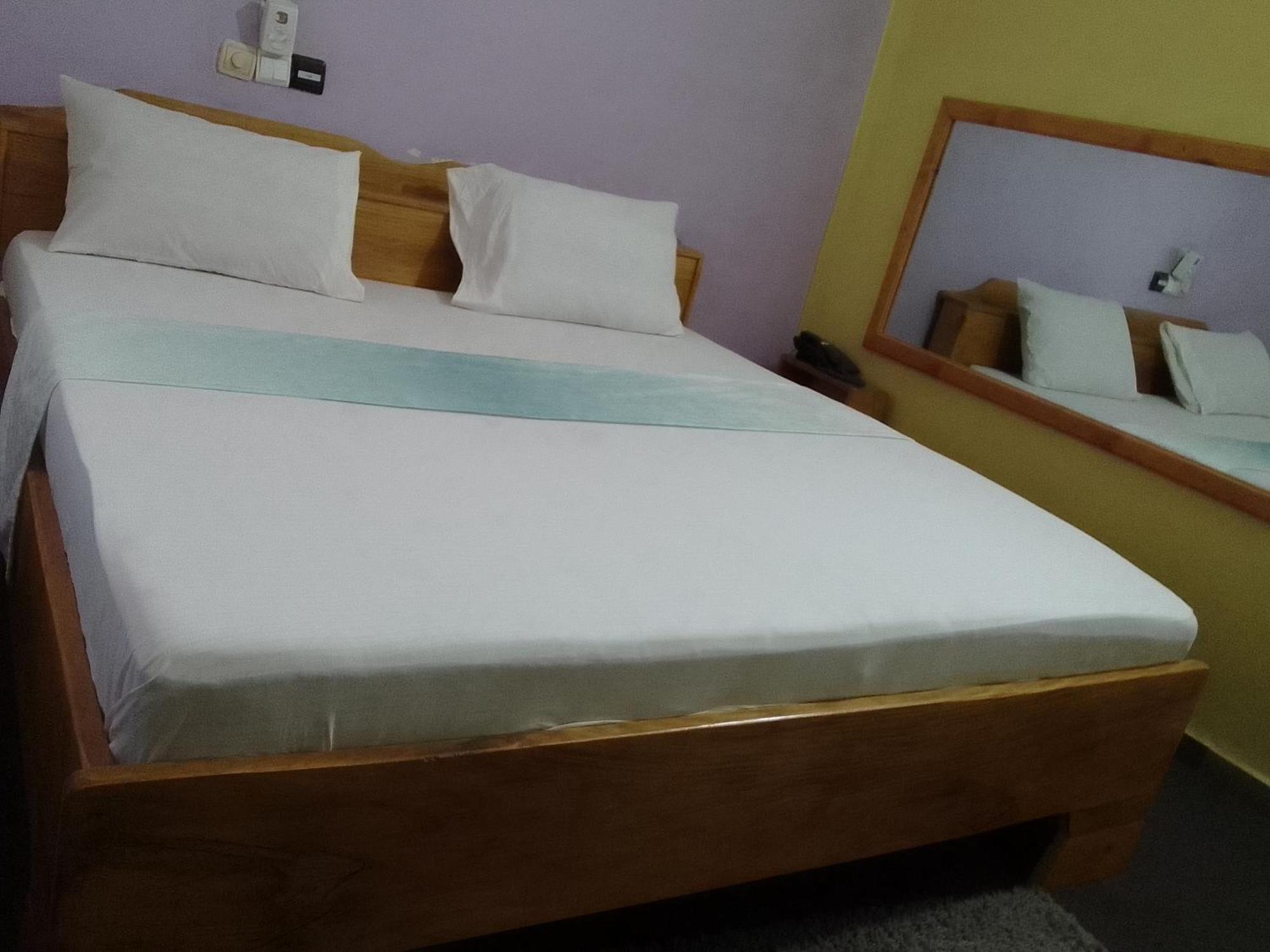 Chambre Classique Cotonou Exterior photo